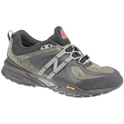 New Balance Male 1520 Multi Sport Shoe Textile Upper Textile Lining in Black