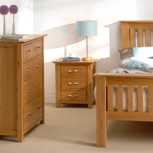 New Dorset Oak Bedroom Set + 4` Bed