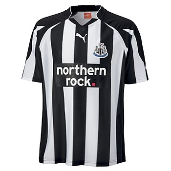 Adidas 2010-11 Newcastle Home Shirt (Ireland 22)