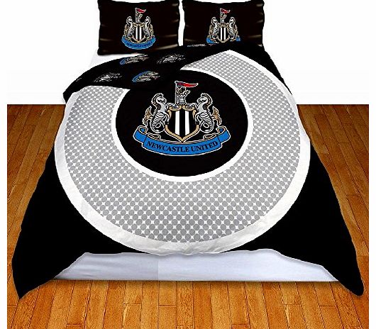 Newcastle United F.C. OFFICIAL Newcastle United FC Bullseye Double Reversible Duvet Cover and Pillowcase Set (NCSD1)