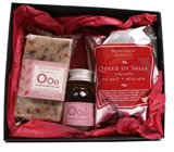 Nigel`s Eco Store Ooo Herbal Bath Gift Box - sets the mood if you