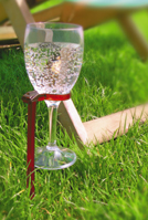 Nigel`s Eco Store Recycled Hands Free Wine Glass Holder - prevents