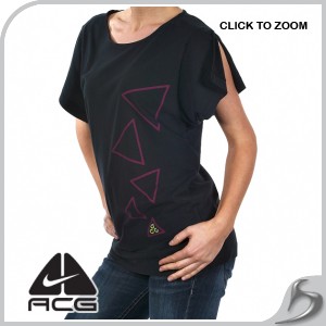 T-Shirts - Nike ACG Triangle T-Shirt -