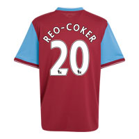 Aston Villa Home Shirt 2009/10 with Reo-Coker 20
