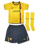 Nike Barcelona Away Little Boys Kit 08/09 Size 7-8 years