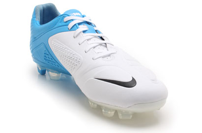 Nike CTR 360 Maestri II FG Euro 2012 Football Boots