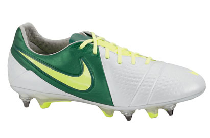 Nike CTR 360 Maestri III SG Pro Football Boots