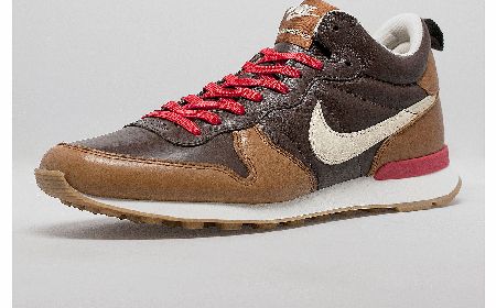 Nike Internationalist Mid QS Escape Collection