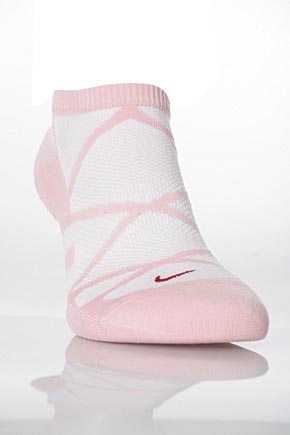 Ladies 1 Pair Nike Dri-Fit Lightweight, Anatomically Shaped Cushioned Dance Sock Pink