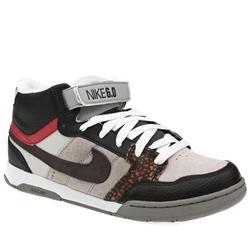 Male 6.0 Air Mogan Mid Leather Upper in Black and Silver