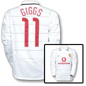 Manchester United European Shirt Long Sleeve 2003/05 - with Giggs 11 printing.