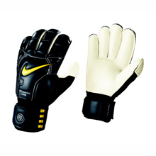T90 Gunn Cut Classic Football Gloves