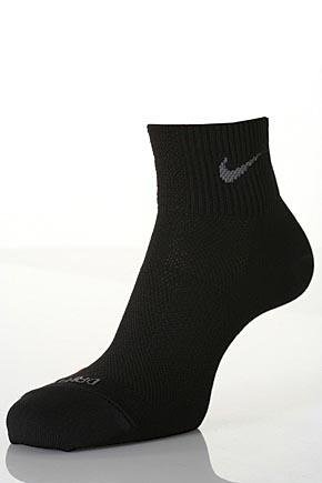 Unisex 2 Pair Nike FIT DRY Sport Essentials Non-Cushioned Ergonomic Left and Right Running Quarter S
