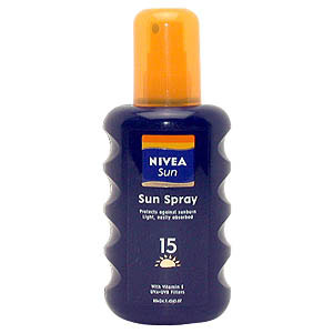 Nivea Sun Spray SPF15 - size: 200ml