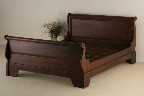 Oak Furniture Land Sleigh Kingsize Bed with High Footboard