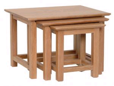 oak NEST OF TABLES NEW OAK DEVONSHIRE