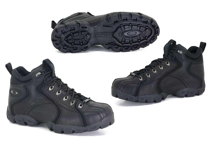 Oakley Footwear - Flack Jacket - Black / Charcoal