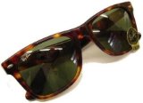 Ray Ban Wayfarer Originals Sunglasses Model 2113 54mm lens size Brown/G15 lens Brand New