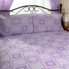Right Price Daisy Quilt Cover Set Lilac Double