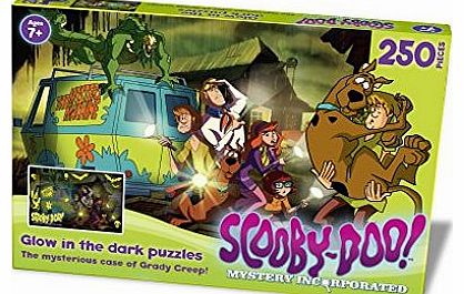 Paul Lamond Scooby Glow in the Dark Grady Creep Puzzle (250 Pieces)
