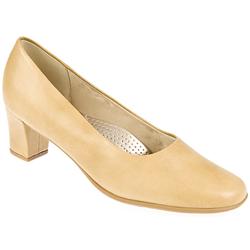 Pavers Comfort Female Michelle Comfort Courts in Beige