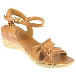 Pavers Female Kap905 Leather Upper Leather Lining Casual Sandals in Tan