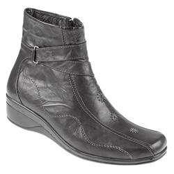 Female STOC1003 Leather Upper Leather/Textile Lining Casual Boots in Black