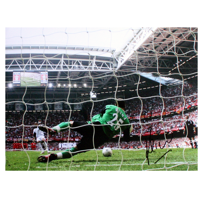 pepe Reina Signed Photo: Save That Won The 2006 FA Cup Final