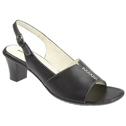 Pierre Cardin Female Pcpen707 Leather Upper Comfort Sandals in Black