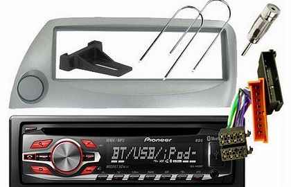 FORD KA SILVER CAR STEREO FULL FITTING KIT FROM START TO FINISH. INCLUDES A KENWOOD KDC-3051R SINGLE CD/MP3 PLAYER
