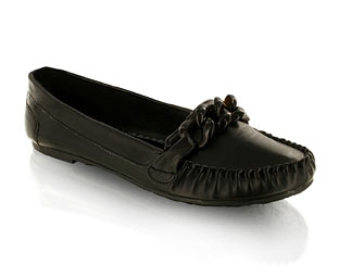 Simple Moccasin with Trim