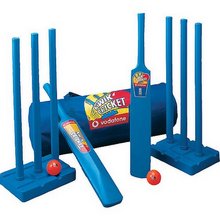 Readers Kwik Cricket Sets