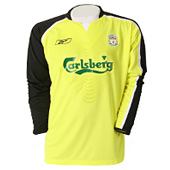 Liverpool Away Goalkeeper Shirt 2005/06 with Reina 25 printing.