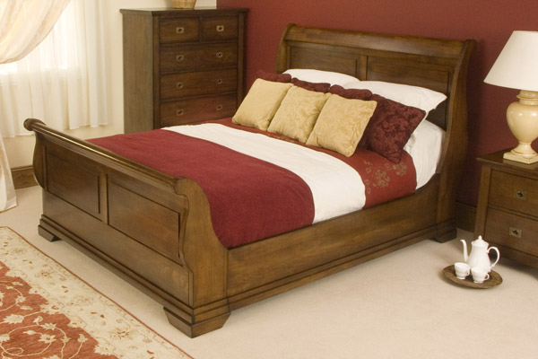 New Hampshire Sleigh Bed Double 135cm