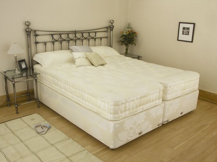 Relyon Braemar 2ft 6 Small Single Divan Bed