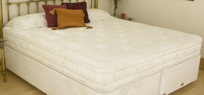Relyon Beds Relyon Chatsworth 4ft Small Double Mattress