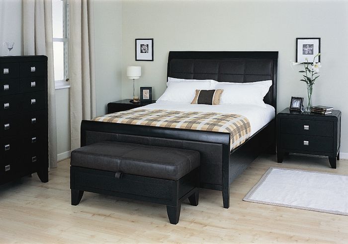 Relyon Grace 4ft 6 Double Wooden/Leather Bedstead