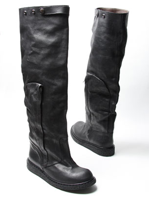 Full Length Relaxed Fit Boot