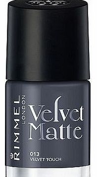 Rimmel Velvet matte Nail Polish midnight kiss