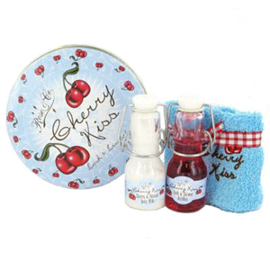 Rose and Co Cherry Kiss Gift Tin
