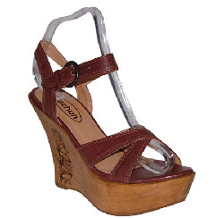 SCHUH SIZZLE X-STRAP WEDGE