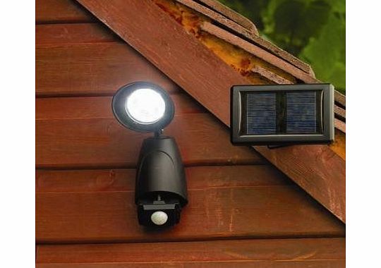 Selections GARDMAN SOLAR POWERED PIR SENSOR SECURITY LIGHT OUTDOOR