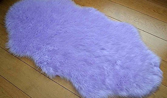 Sheepskin Lilac Faux Fur Sheepskin Style Rug (70cm x 140cm)
