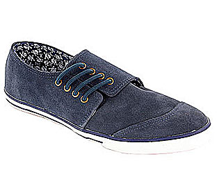 Comfortable Vulcanised Side Lace Shoe