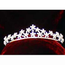 SILVER TIARA WITH PEARLS