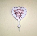 Single Heart Hook in Red or White