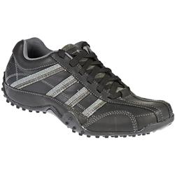 Skechers Male 913 Leather Upper Textile Lining Fashion Trainers in Black