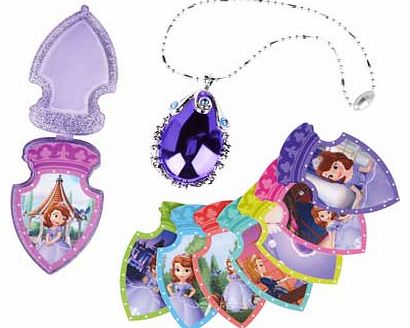 Sofia the First Disney Sofia the First Talking Magical Amulet