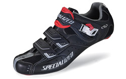 The Pro Road shoe is a favourite of the Pros looking for a lightweight combination of phenomenal fit
