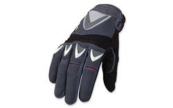 Protective upper with strategically placed protection is mated to a simple un-padded palm design. Id